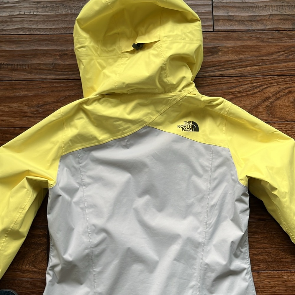 The North Face Rain Jacket - Picture 4 of 8